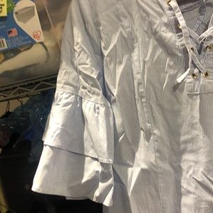 Jones New York, blue n white striped top w rivet detail sleeves ruffle detail.